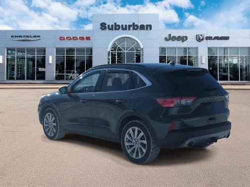 2022 Ford Escape Titanium