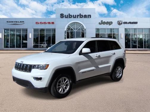 Bright White Clearcoat 2018 Jeep Grand Cherokee Laredo E