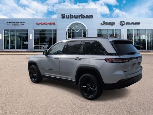 Silver Zynith 2025 Jeep Grand Cherokee Limited