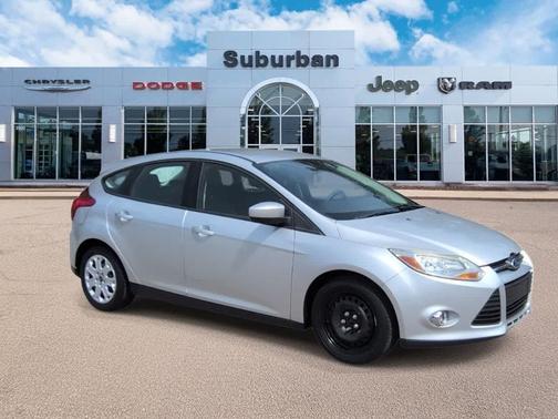 Ingot Silver Metallic 2012 Ford Focus SE