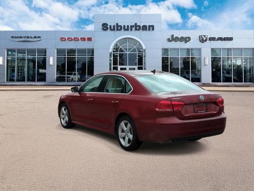 2015 Volkswagen Passat 1.8T Limited Edition