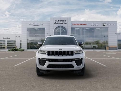 Bright White Clearcoat 2026 Jeep Grand Cherokee Limited