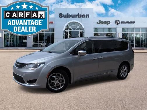 Billet Silver Metallic Clearcoat 2018 Chrysler Pacifica Limited