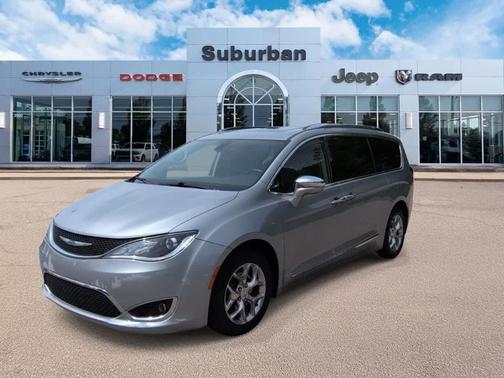 Billet Silver Metallic Clearcoat 2018 Chrysler Pacifica Limited