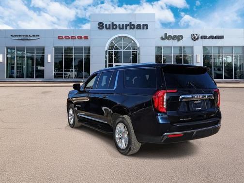 2023 GMC Yukon XL SLT