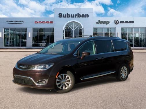 2018 Chrysler Pacifica Touring-L