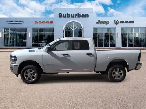 Bright White Clearcoat 2026 RAM 2500 Big Horn