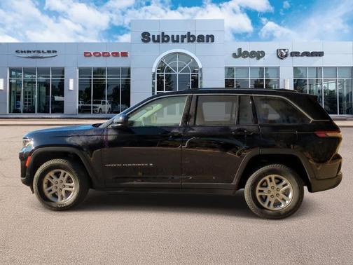 2023 Jeep Grand Cherokee Laredo