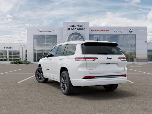Bright White Clearcoat 2027 Jeep Grand Cherokee L Limited