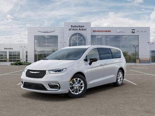 Bright White Clearcoat 2026 Chrysler Pacifica Limited