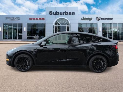 2022 Tesla Model Y Long Range