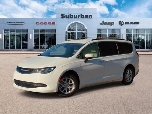 2021 Chrysler Voyager LXI