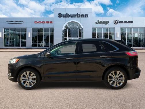 2020 Ford Edge Titanium