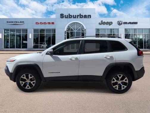 Bright White Clearcoat 2016 Jeep Cherokee Trailhawk