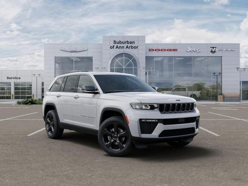 Bright White Clearcoat 2026 Jeep Grand Cherokee Limited