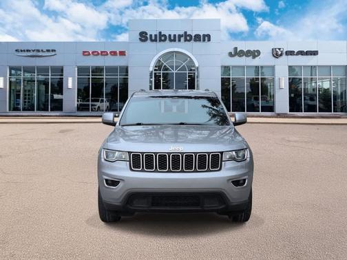 2019 Jeep Grand Cherokee Laredo E