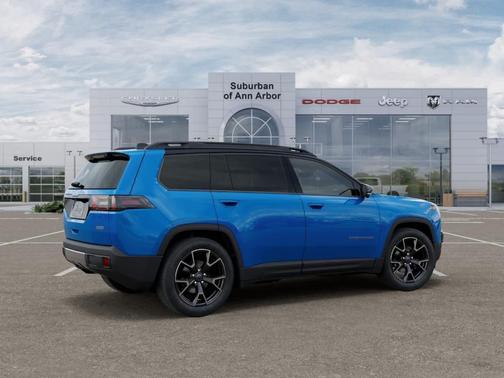 Hydro Blue Pearlcoat 2026 Jeep Cherokee Overland
