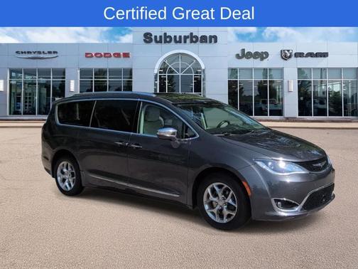 Granite Crystal Clearcoat Metallic 2017 Chrysler Pacifica Limited