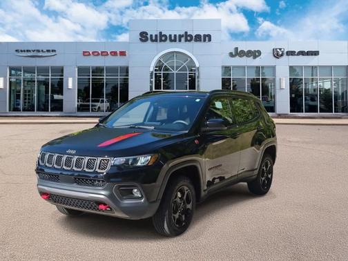 Diamond Black 2023 Jeep Compass Trailhawk