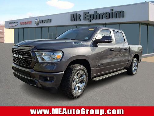 Granite Crystal Metallic Clearcoat 2022 RAM 1500 Big Horn/Lone Star