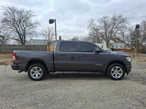 Granite Crystal Metallic Clearcoat 2022 RAM 1500 Big Horn/Lone Star