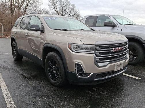 2022 GMC Acadia AWD AT4