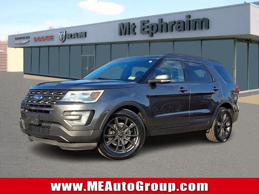 Magnetic 2017 Ford Explorer XLT