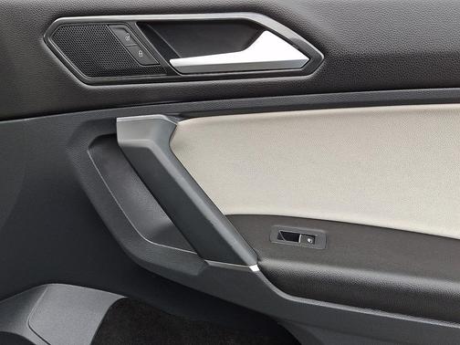 2018 Volkswagen Tiguan 2.0T SE