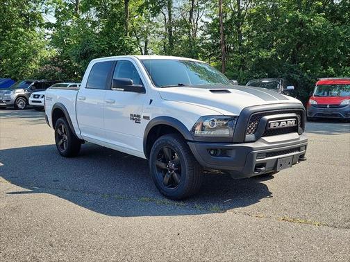 2019 RAM 1500 SLT