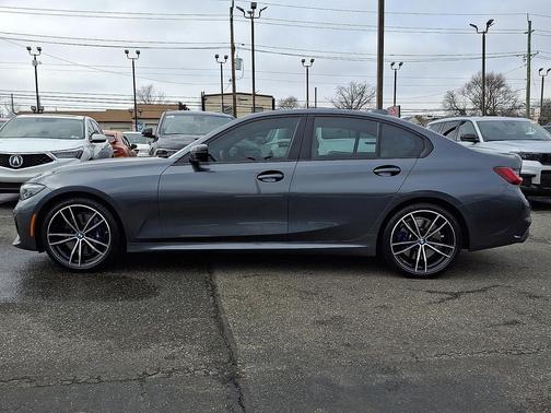 2022 BMW M340 M340i xDrive Sedan