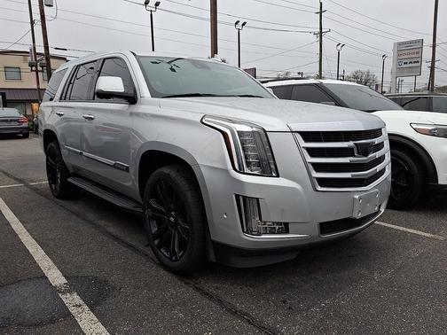 Radiant Silver Metallic 2020 Cadillac Escalade Luxury