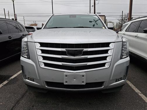 Radiant Silver Metallic 2020 Cadillac Escalade Luxury