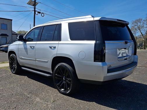 2020 Cadillac Escalade Luxury