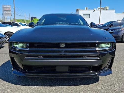 Diamond Black Crystal Pearlcoat 2026 Dodge Charger R/T