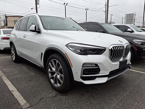 Mineral White Metallic 2021 BMW X5 xDrive40i