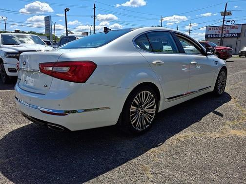 Snow White Pearl 2016 Kia Cadenza Limited