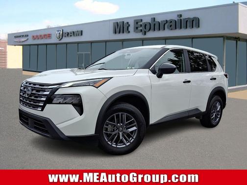 Glacier White 2024 Nissan Rogue S