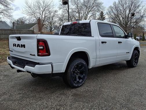 Bright White Clearcoat 2026 RAM 1500 Big Horn/Lone Star