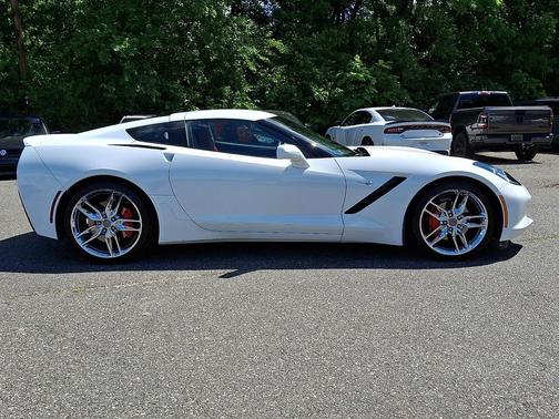 Arctic White - G8G 2019 Chevrolet Corvette Stingray