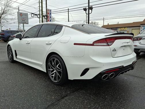 2022 Kia Stinger GT-Line