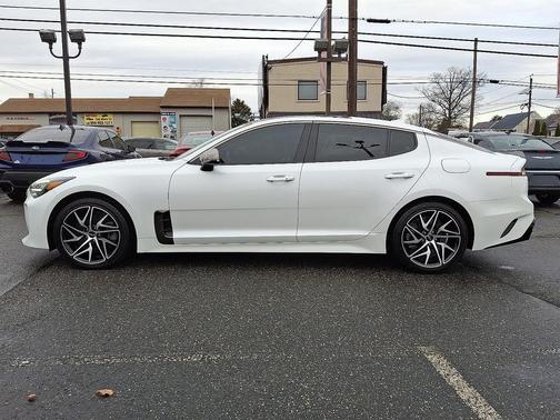 2022 Kia Stinger GT-Line