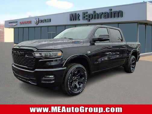 Diamond Black Crystal Pearl-Coat Exterior Paint 2026 RAM 1500 Big Horn/Lone Star
