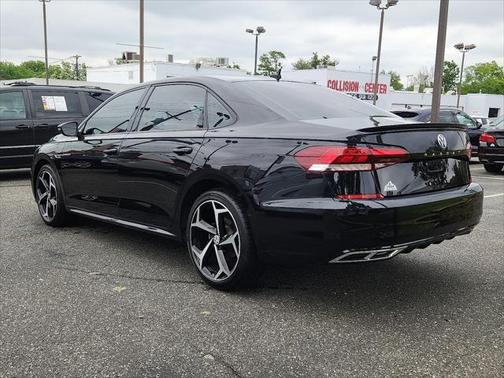 2020 Volkswagen Passat 2.0T R-Line