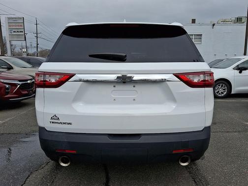 2018 Chevrolet Traverse LS