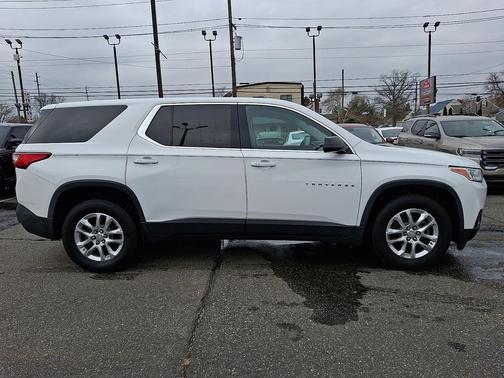 2018 Chevrolet Traverse LS