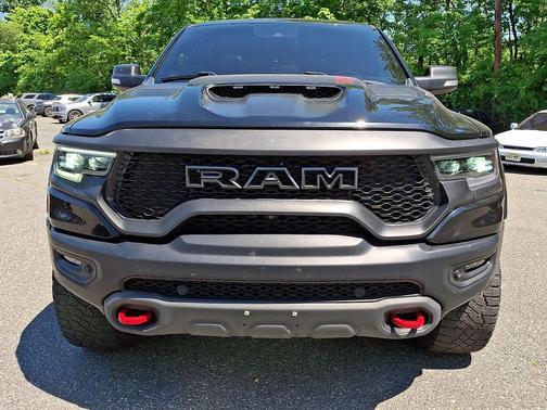 Diamond Black Crystal Pearlcoat 2021 RAM 1500 TRX