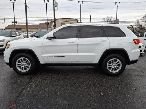 2019 Jeep Grand Cherokee Laredo
