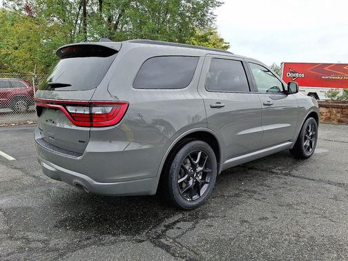 2026 Dodge Durango GT Premium HEMI V8