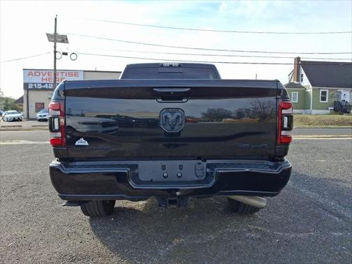 2020 RAM 2500 Limited Crew Cab 4X4 6'4' Box