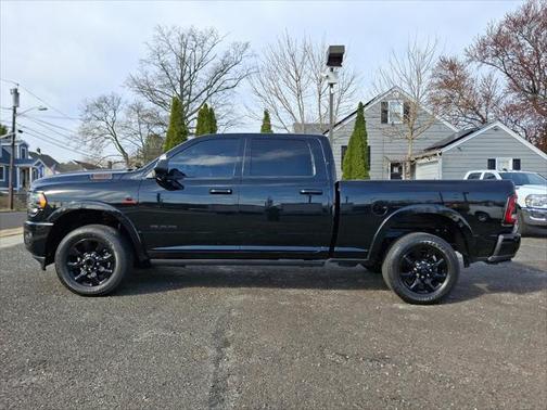 2020 RAM 2500 Limited Crew Cab 4X4 6'4' Box
